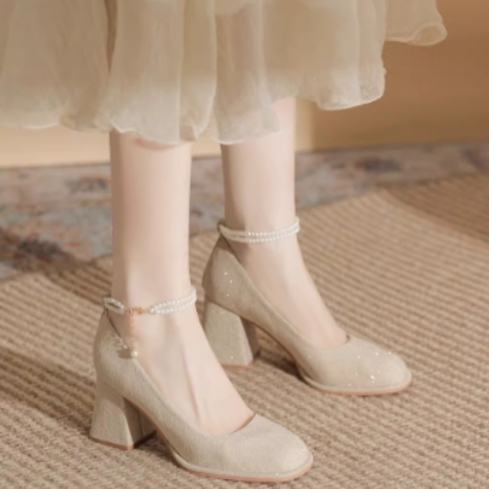 women shoes Heels